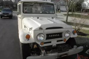 1968 Toyota Land Cruiser FJ40  NO RESERVE