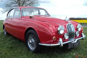 JAGUAR MK2 240 1967 STUNNING CAR INSIDE AND OUT