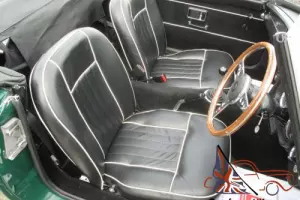 1970 MG B Roadster 1.8 - British Racing Green
