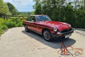 1975 MGB GTV8