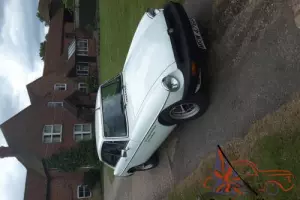 1976 MG B GT WHITE