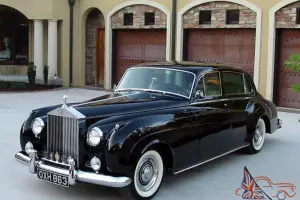 Silver Cloud Rolls Royce Not Bentley
