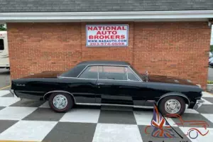 1964 Pontiac GTO Photo