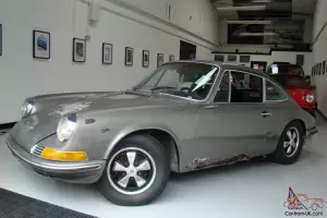 1970 LHD Porsche 911 T 2.2,Silver,for restoration,Left Hand Drive