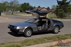 1981 DeLorean DMC-12 back to the future Low miles!