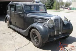 1951 Daimler Limousine DE27, vehicle runs and has many duplicate parts for repl