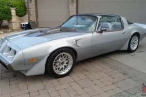 Pontiac : Trans Am 10TH ANNIVERSARY