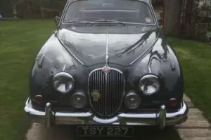 Jaguare MK2 1963 3.4 with Steel & wire Wheels