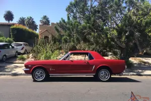 Ford : Mustang Base