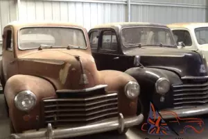 2 x 1950 Vauxhall Velox Sedans
