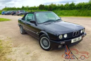 Black Schwarz BMW 320i 1992 E30 Convertible