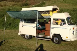  vw camper 1975 californian import never welded totaly rot free, 