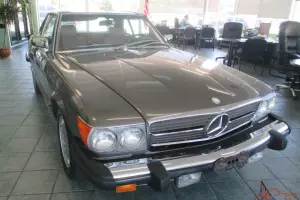 1987 Mercedes Benz 560SL Clean and Straight  Only 79,000 original miles