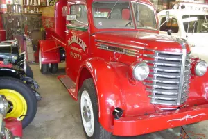1948 DIAMOND-T TRUCK, PTO RUN W/ HYDRAULIC DUMP BODY