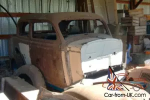 1936 Plymouth 2 Door trunkback sedan Photo