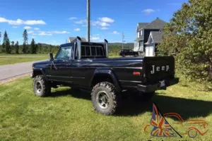 1986 Jeep 4x4 PICKUP TRUCK