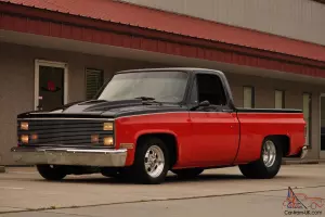 1984 GMC 1500 **CLEAN** TUBBED OUT! 383 STROKER MOTOR! RUNS GREAT! WOW!!