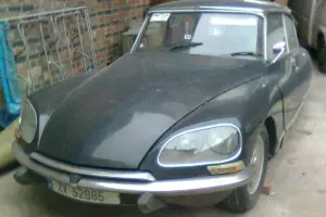  Citroen DS Super 5 speed. 
