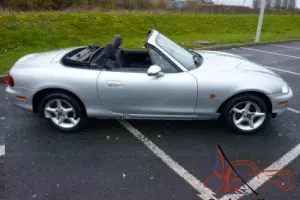 Mazda MX-5 FINISHED IN SILVER WITH BLACK INTERIOR BEAUTIFUL CONDITION