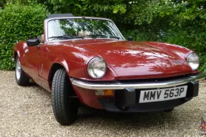 Triumph Spitfire 1500 1976 hard top and overdrive very low milage