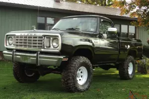 1977 Dodge W100 Power Wagon