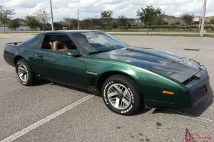 Pontiac : Firebird TRANS AM
