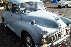 1959 MORRIS MINOR CLASSIC CAR UCA 550 4 DOOR