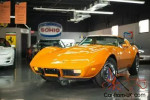 1977 Chevrolet Corvette Coupe, T-Tops