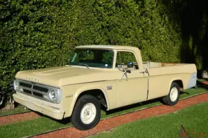 Dodge : Other Pickups Base
