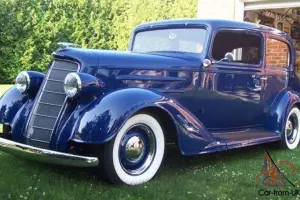 Oldsmobile : Other 2 Door Sedan
