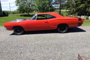 Dodge : Coronet Super bee