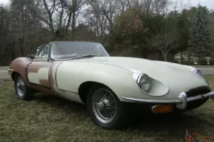 1969 Jaguar Series II E-type Roadster