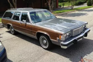 1983 Mercury/Ford Colony Park station wagon 4400 original miles