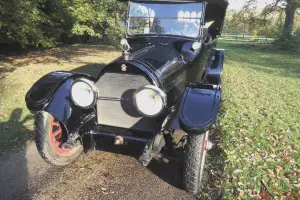 Cadillac 1916 Photo