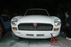 MGB  GT 1974 CHROME BUMBER Photo