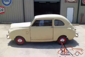 1947 Crosley Coupe -- Photo