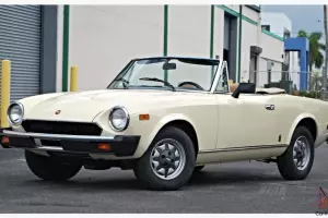 2000 SPIDER CONVERTIBLE 40K MILES RESTORED FIAT ROADSTER LIKE NEW ONE OF A KIND