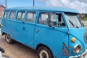 VW SPLIT SCREEN 1970 CAMPER / MINIBUS / COFFEE VAN / PHOTO BOOTH / PROJECT