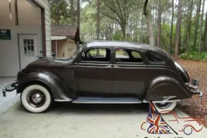 1934 Chrysler CY Airflow Sedan