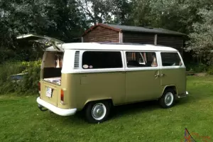  1971 BAY WINDOW T2 VW CAMPERVAN / CAMPER. ALFA ROMEO ENGINE 