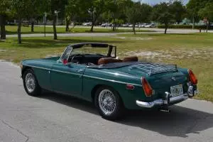 1971 MG B Roadster - Chrome Bumper - Overdrive - Wire Wheels