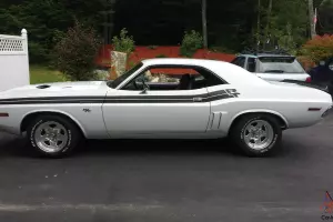 1970 DODGE CHALLENGER R/T 383 MAGNUM 4 SPEED PISTOL GRIP