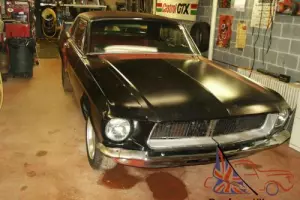 1968 Ford Mustang notch back coupe Photo