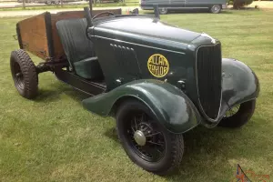  SHOW WINNER...FULLY RESTORED TO THE HIGHEST STANDARD....ALLAN TAYLOR vehicle. 