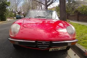Alfa Spyder Veloce 2000 1975