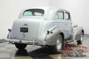 1939 Pontiac Deluxe