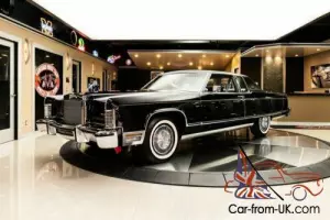 1977 Lincoln Continental Town Coupe