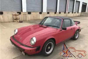 1975 Porsche 911 --