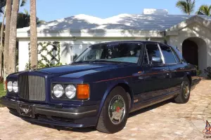 Bentley Turbo R.