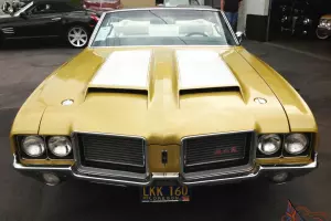 One owner 442 Convertible